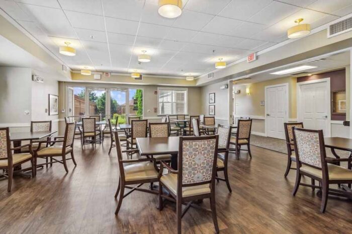 Morningside of Sterling patio area