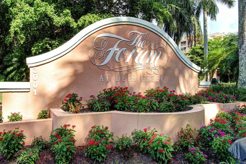 The Forum at Deer Creek exterior sign