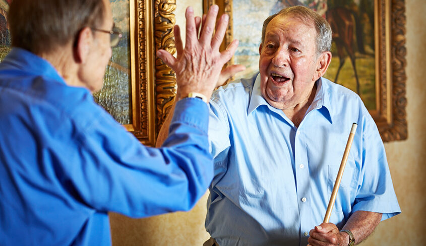 8 Tips for Communicating When a Loved One Has Alzheimer’s