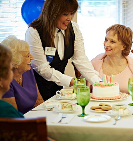 Tips for Getting Comfortable Visiting a Senior Living Community