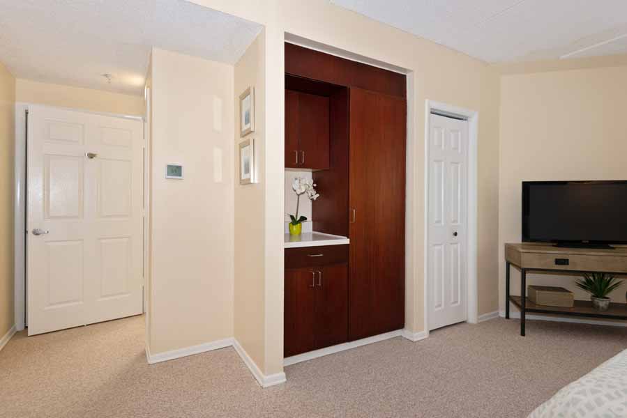 The Gardens of Virginia Beach model apartment
