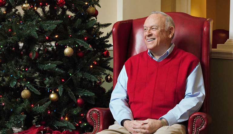 A Home for the Holidays: Why Moving into a Senior Living Community Now is Smart