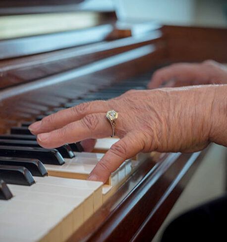 Using Music to Boost Mood When a Senior has Alzheimer's