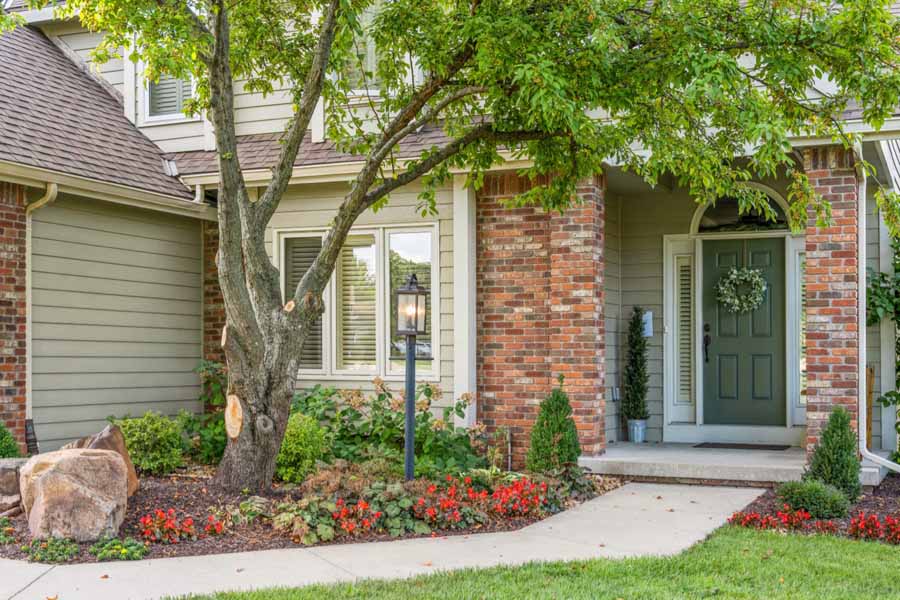 townhome at Brandon Woods at Alvamar