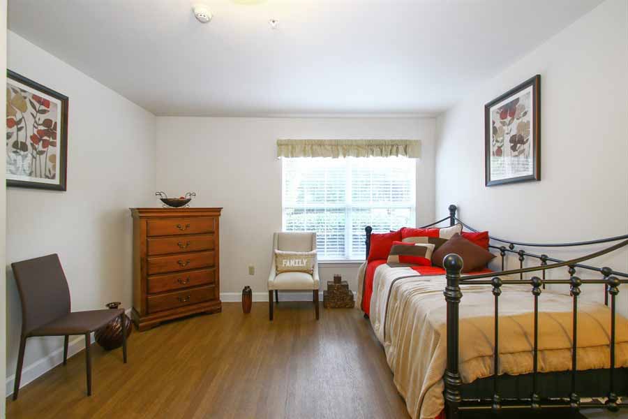 Carriage House Senior Living Community model bedroom