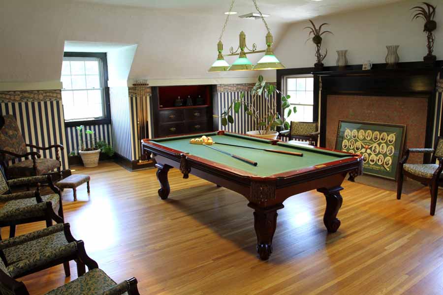 billiards