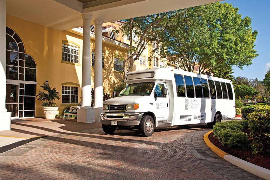 How to get to Sawgrass Mills Mall in Plantation by Bus?