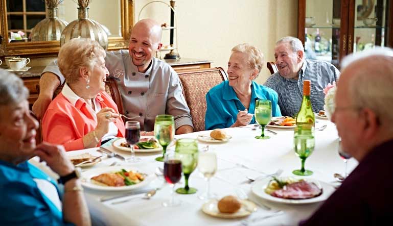 The Differences Between Independent Living and Assisted Living