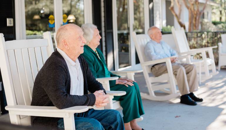 Memory Care vs Home Care: A Comparison