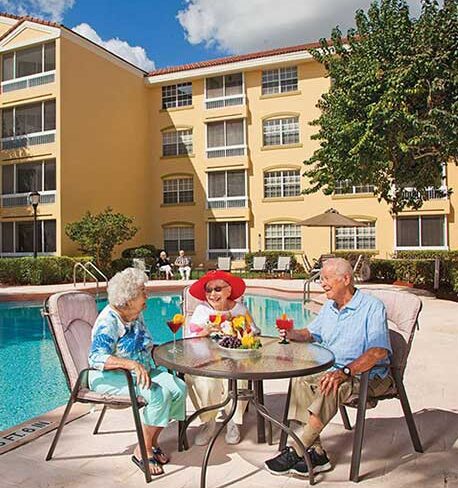 Planning a Healthy Independence Day Picnic for Seniors