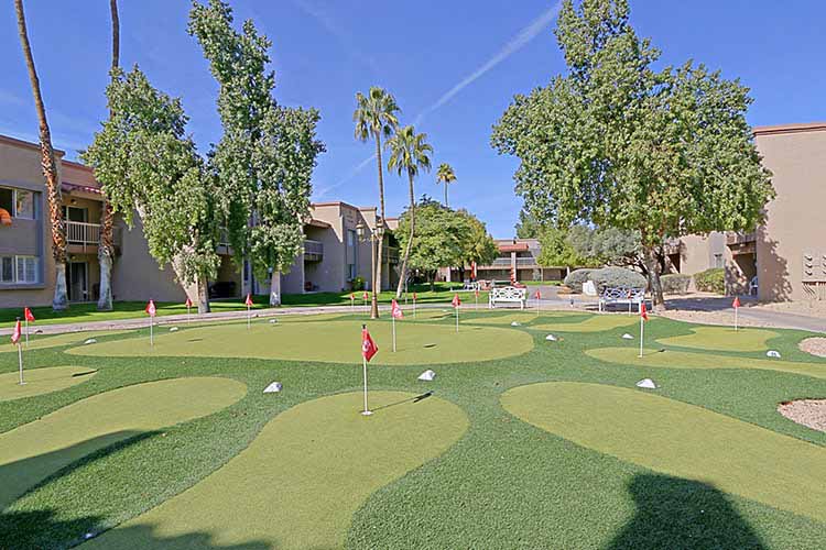 Putting green