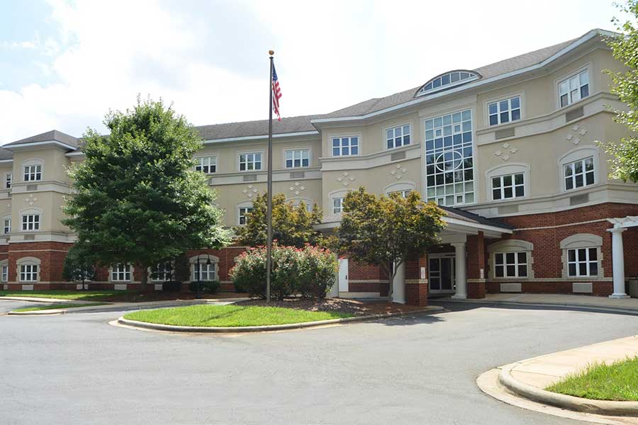 Summit Place of South Park | Five Star Senior Living
