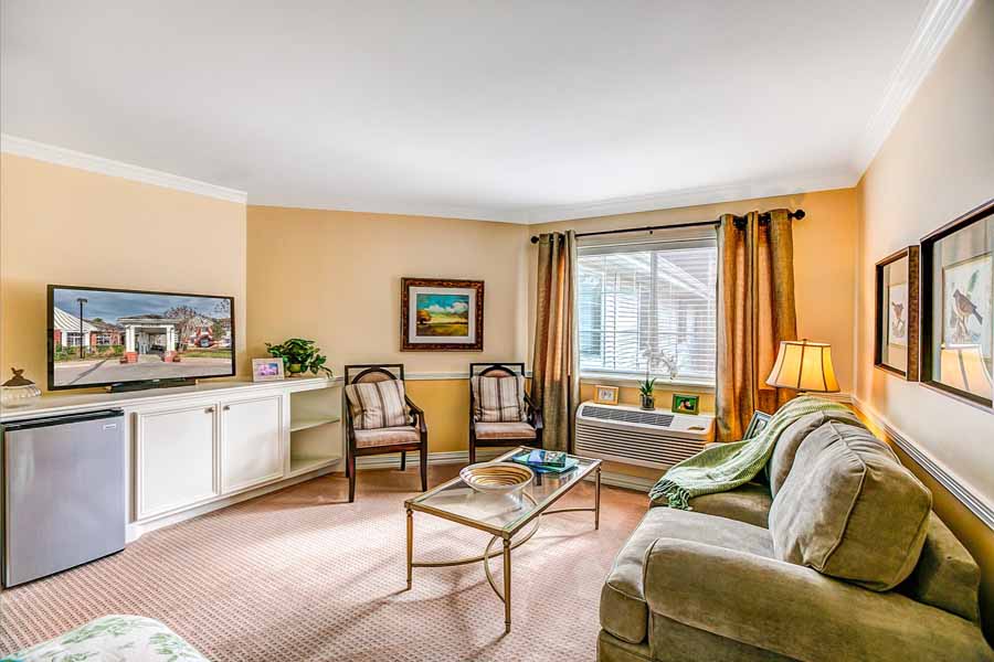 The Gardens of Bellaire model apartment