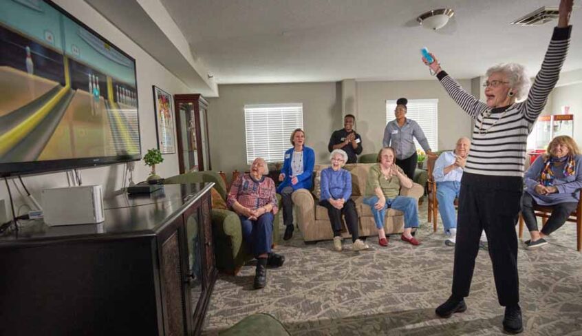 10 Reasons Senior Living Communities Improve Older Adults Lives