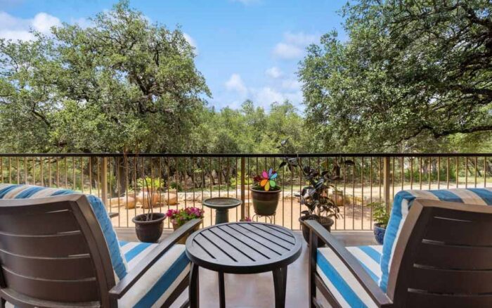 Outdoor Seating