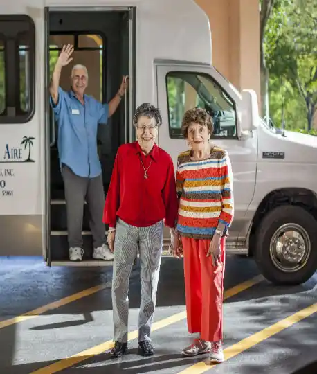 4 Driving Aids to Keep Older Adults Safe Behind the Wheel