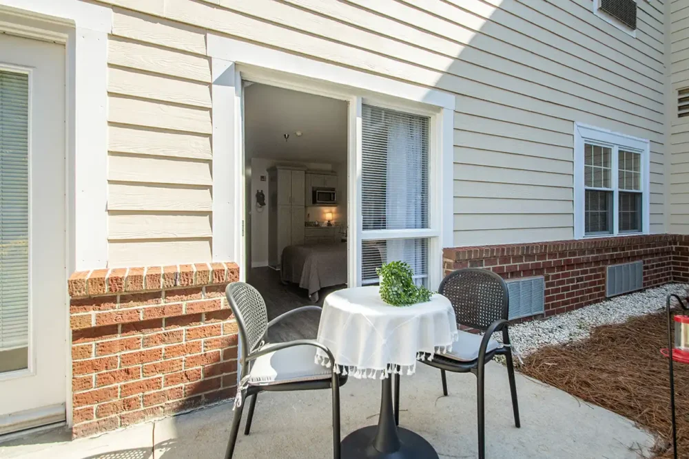 Model Studio Apartment Patio