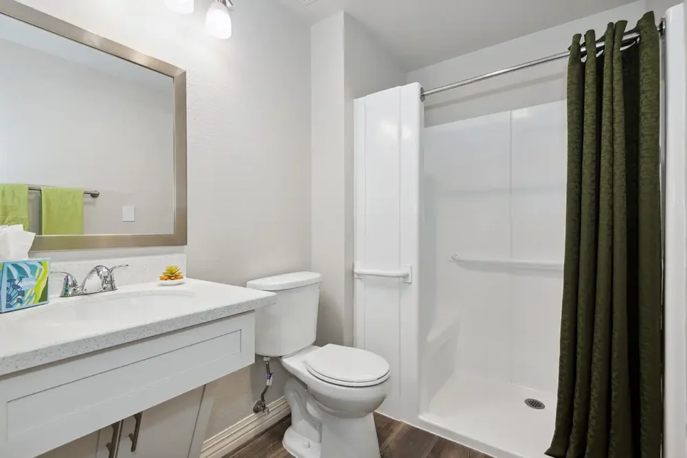 Model Studio Apartment Bathroom