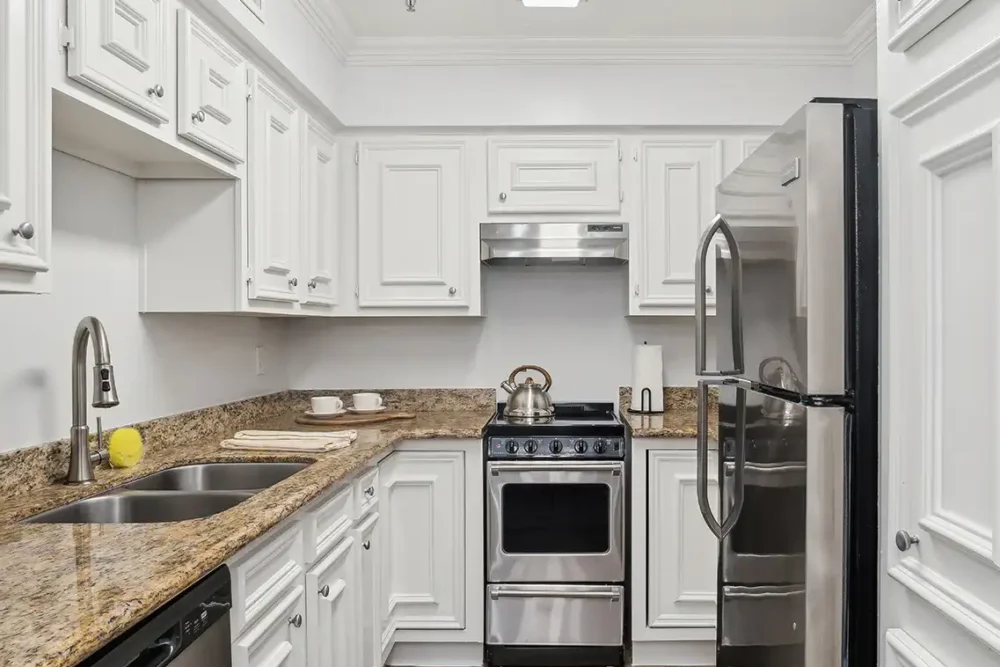 Model Apartment Kitchen