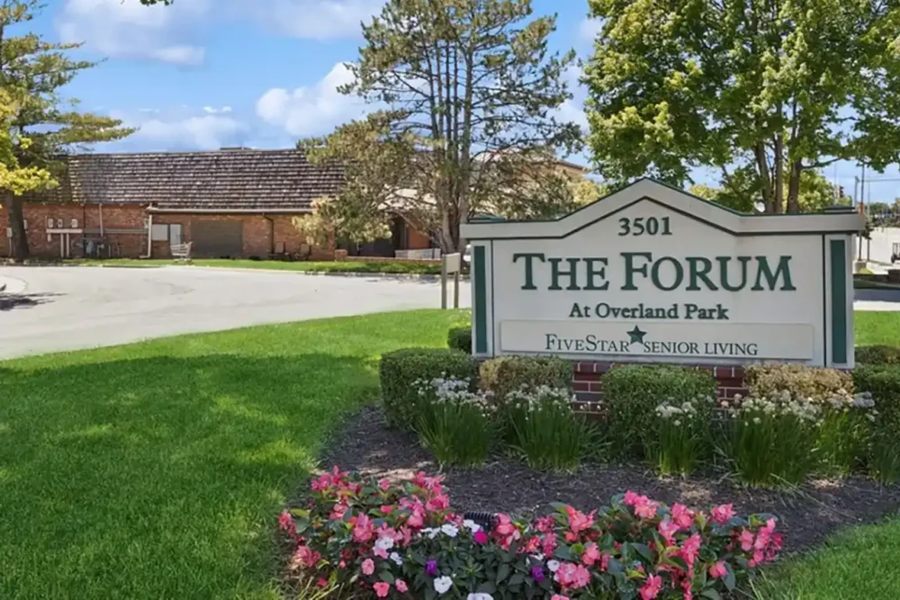 The Forum at Overland Park exterior sign