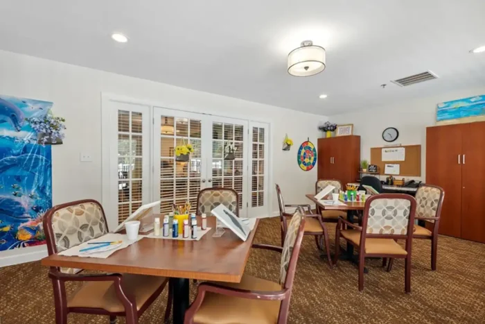 Oak Woods Manor
