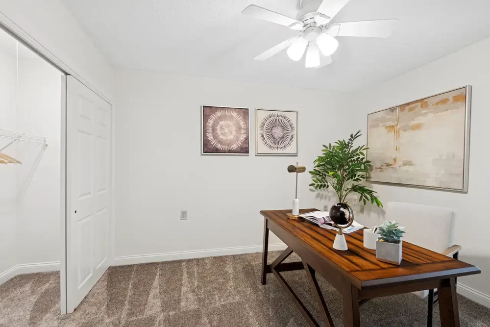 Model Apartment Office