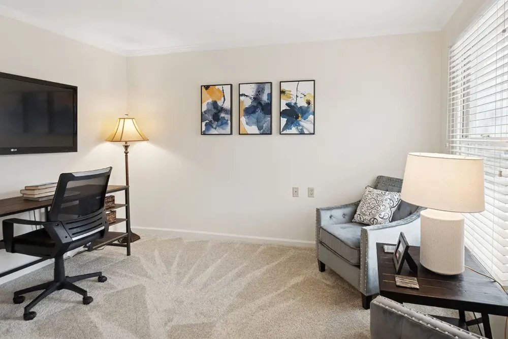 Model Apartment Office Alcove