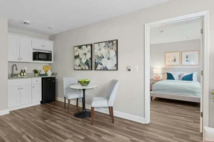 Memory Care Screened-In Lounge