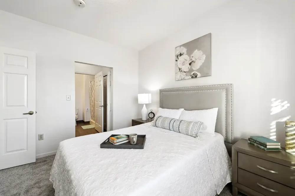 Model Apartment Bed Room